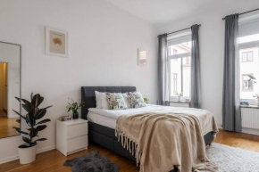 Large Central Gothenburg 2bd Apt Göteborg